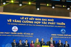 Hoa Kỳ và thành phố Đà Nẵng ký bản ghi nhớ về tăng cường hợp tác phát triển