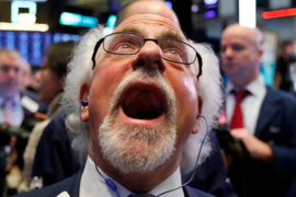 Phiên 10/10: Khối ngoại bất ngờ đảo chiều mua mạnh, tung gần 1.000 tỷ "gom" 4 mã