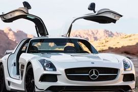 Giảm thuế trước bạ kích thích nhu cầu xe sang, “trùm” phân phối Mercedes lớn nhất Việt Nam báo lãi quý 3 tăng 1.027%