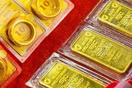 Giá vàng SJC, giá vàng nhẫn hôm nay ngày 26/11: Rớt mạnh tới 2 triệu đồng/lượng