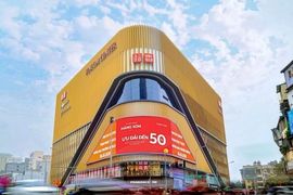 Vingroup đã hoàn tất bán 41,5% vốn của Vincom Retail với giá 'khủng', nhận đủ tiền