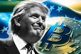 Bitcoin vọt lên 106.000 USD chỉ vì 4 từ của ông Trump