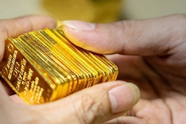 Vàng miếng SJC "bốc hơi" hơn 1 triệu đồng  mỗi lượng