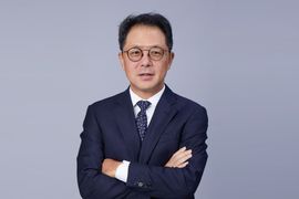 HÀNG TỶ USD "NGẮM" CHỨNG KHOÁN VIỆT