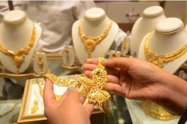 Giá vàng thế giới tăng mạnh trở lại