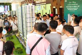 Sàn môi giới rầm rộ tuyển quân, mở rộng địa bàn hoạt động "chạy đua" với dự án mới