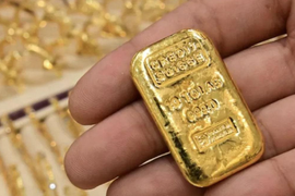 Giá vàng SJC giảm mạnh sau thông báo hủy đấu thầu của Ngân hàng Nhà nước