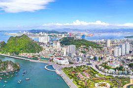 Nikkei phân tích lý do Quảng Ninh trở thành điểm đến được nhà đầu tư nước ngoài yêu thích nhất