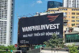 Rủi ro tài chính của Văn Phú - Invest cao hơn đáng kể so với mức trung bình của ngành bất động sản