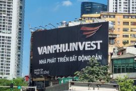 Rủi ro tài chính của Văn Phú - Invest cao hơn đáng kể so với mức trung bình của ngành bất động sản