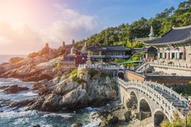 Khách du lịch đến Busan và đảo Jeju của Hàn Quốc tăng vọt