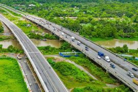 Loạt cung đường hàng trăm tỉ đồng được xây dựng, mở rộng Tp.HCM, Bình Dương, Đồng Nai, Long An trong đầu năm 2024