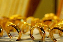 Giảm theo giá vàng thế giới, vàng nhẫn trong nước mất đến 250 nghìn đồng/lượng
