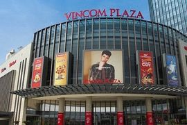 Khối ngoại hút cổ phiếu ngân hàng, bán ra hơn 400 tỷ đồng cổ phiếu VRE của Vincom Retail