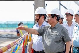 Nhà ga T3 Tân Sơn Nhất tăng tốc, bù lại tiến độ đã chậm trước đây, phấn đấu hoàn thành vào 30/4/2025