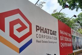 Cổ phiếu Phát Đạt (PDR),  Đất Xanh (DXG) tăng kịch trần