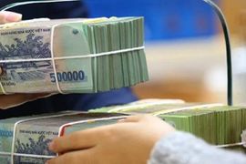 Lãi suất huy động tăng liên tục, có 100 triệu gửi ngân hàng lúc này, 1 năm sau lãi bao nhiêu?