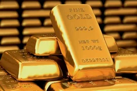 Nhà đầu tư chốt lời, giá vàng thế giới giảm mạnh