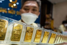 Vàng SJC giảm mạnh 500 nghìn đồng/lượng sau nhiều ngày đứng giá