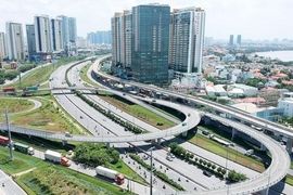 Cổ phiếu nhóm đầu tư tăng 'bốc đầu' trong phiên 15/1, điều gì đã xảy ra?