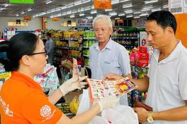 Giá hàng hoá thiết yếu những ngày giáp Tết Ất Tỵ 2025 ổn định