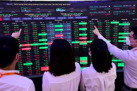 Các CTCK đồng thuận “hô” VN-Index lên 1.400-1.500 điểm trong năm 2025, điều gì đang diễn ra?