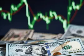 Đồng USD suy yếu, kim loại quý bật tăng
