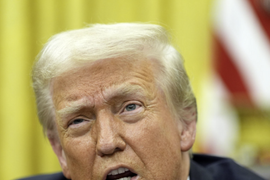 Tổng thống Donald Trump áp thuế 25% đối với tất cả các loại thép, nhôm nhập khẩu