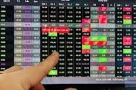 Gánh nặng cổ phiếu “vua”, VN-Index “quay đầu” giảm nhẹ hơn 1 điểm