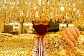 Một năm qua, giá vàng đã tăng xấp xỉ 1/3