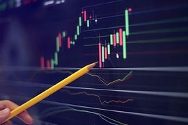 Cổ phiếu “họ” Tiên Phong bị bán tháo, VN-Index “thoát hiểm” phút cuối bất thành