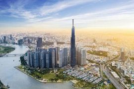 Cổ phiếu Vingroup (VIC) tăng kịch trần, VN-Index vượt mốc 1.220 điểm