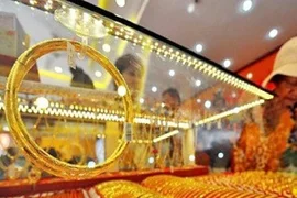 Giá vàng nhẫn, vàng SJC sáng 27/5 tiếp đà giảm