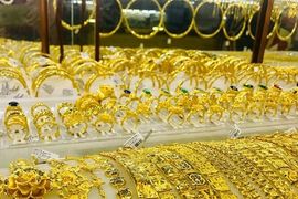 Sáng 23/6: Giá vàng nhẫn, vàng SJC đồng loạt tăng ngược chiều giá vàng thế giới