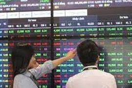 “Gánh nặng” cổ phiếu dầu khí, VN-Index “quay đầu” giảm nhẹ