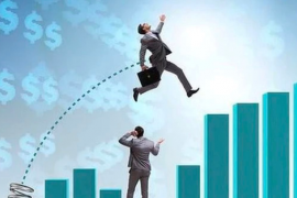 Cổ phiếu chứng khoán “thăng hoa”, VN-Index tiến sát mốc 1.350 điểm