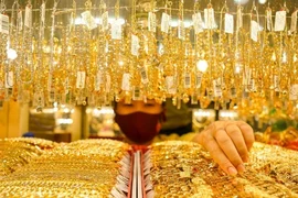 Giá vàng nhẫn, vàng SJC ngày 9/6 "bất động"