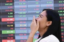 VN-Index tăng liền 8 phiên, cổ phiếu chứng khoán - bảo hiểm - bất động sản “đua nhau” bứt phá