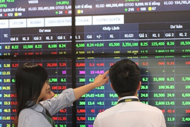 Cổ phiếu bất động sản, phân bón, năng lượng “bay cao”, VN-Index có phiên tăng điểm thứ 5 liên tiếp