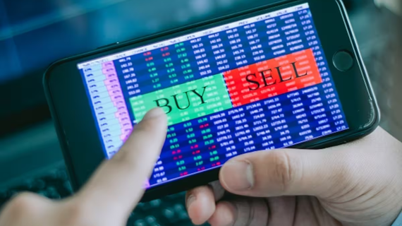 Tổng Giám đốc CII muốn thoái sạch vốn để đầu tư trái phiếu, Dragon Capital gom thêm cổ phiếu GEX