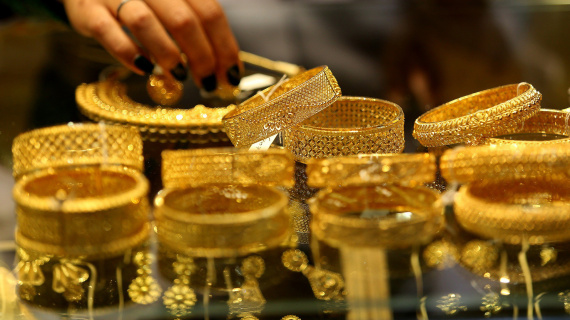 Giá vàng SJC đột ngột tăng mạnh, tiến về mốc 70 triệu đồng/lượng