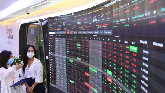 Tài khoản chứng khoán giảm mạnh tháng thứ 2 liên tiếp, công ty chứng khoán tiếp tục đóng hàng trăm nghìn tài khoản