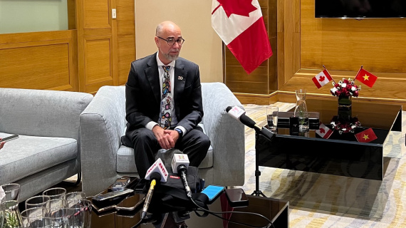 Đại sứ Canada tại Việt Nam: “Người Canada đang chờ đợi để ăn tôm, hạt điều của Việt Nam”