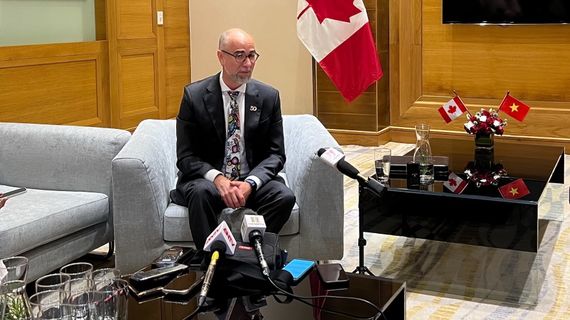 Đại sứ Canada tại Việt Nam: “Người Canada đang chờ đợi để ăn tôm, hạt điều của Việt Nam”