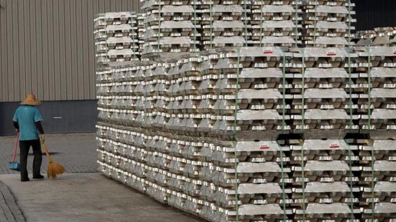 Giá nhôm giảm 40% từ đỉnh, chuyên gia dự đoán thế nào?