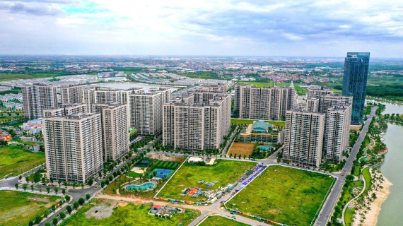Vars: Doanh nghiệp bất động sản vẫn “đói” vốn