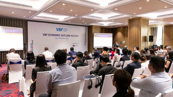 Những “cơn gió ngược” trên toàn cầu ảnh hưởng đến kinh tế Việt Nam