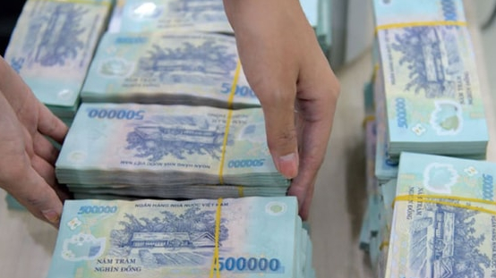 Ngân hàng lớn nhất Việt Nam dự kiến trả cổ tức 21% vào đầu năm 2025, chuẩn bị chào bán cổ phiếu riêng lẻ