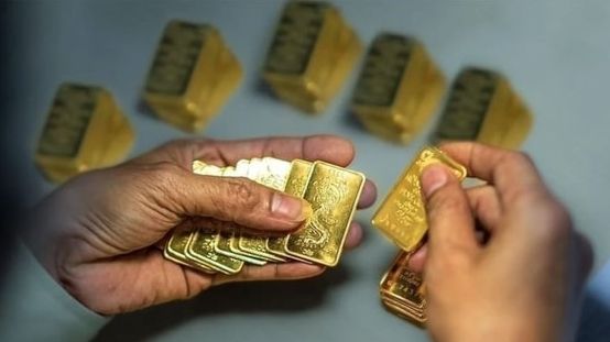 Ngày 6/12, giá vàng miếng SJC giảm mạnh 700.000 đồng/lượng