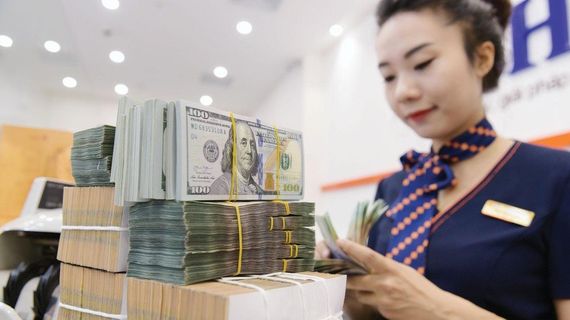 Tỷ giá trung tâm nhích nhẹ